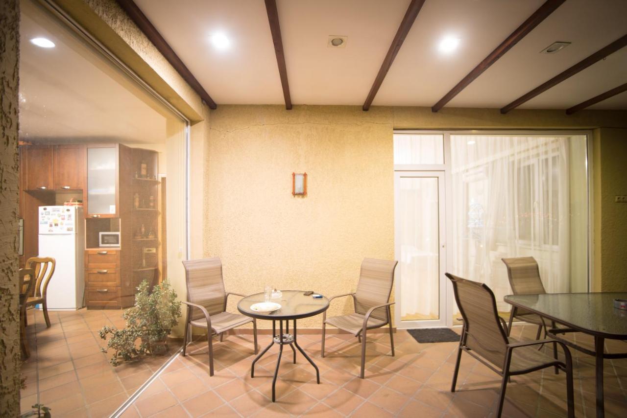 Terrace House Tbilisi Hotel Exterior foto