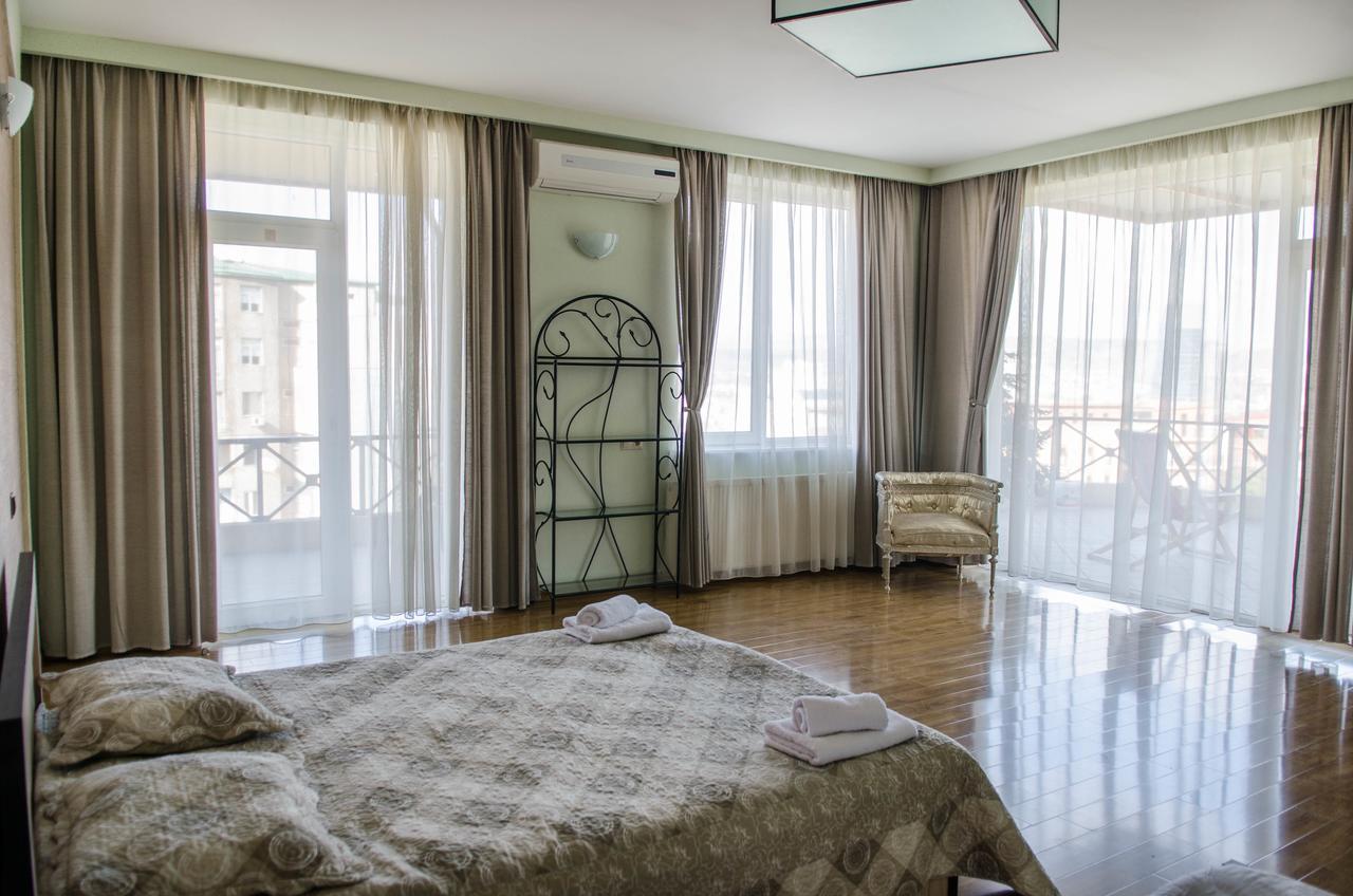 Terrace House Tbilisi Hotel Exterior foto